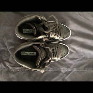 Love pastry sneakers